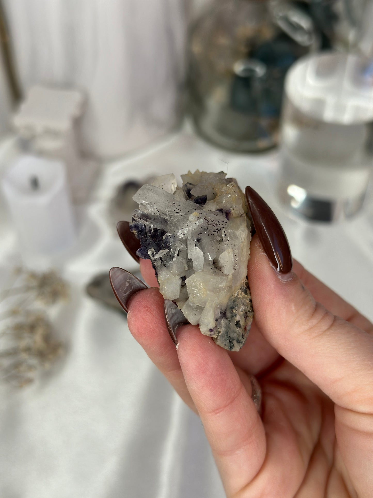 Fluorite violette sur quartz - Inde