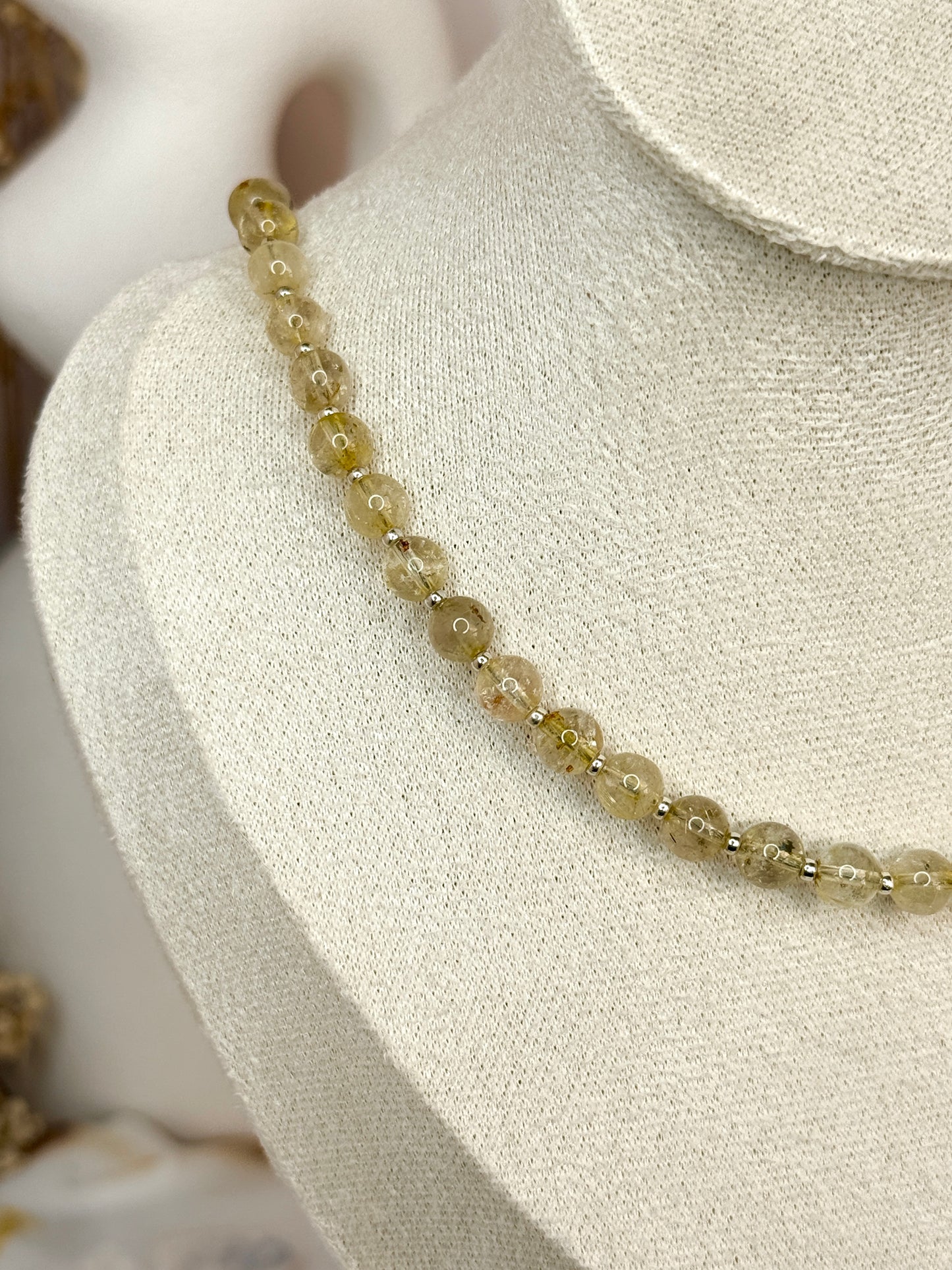 Collier Ellipse Kristal Ame©️- Quartz Rutile