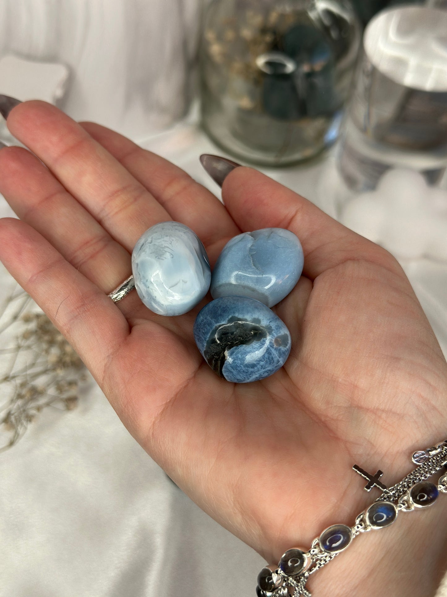 Pierres roulées en Opale bleue