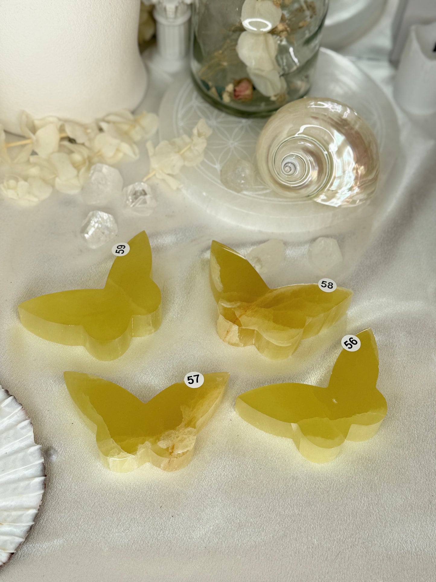Papillons 2D - calcite jaune