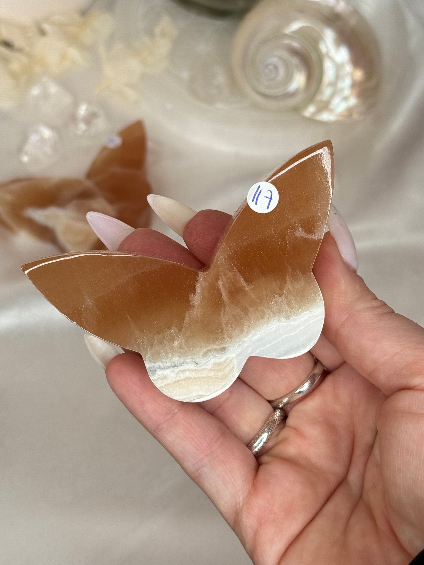 Papillons 2D - Calcite miel