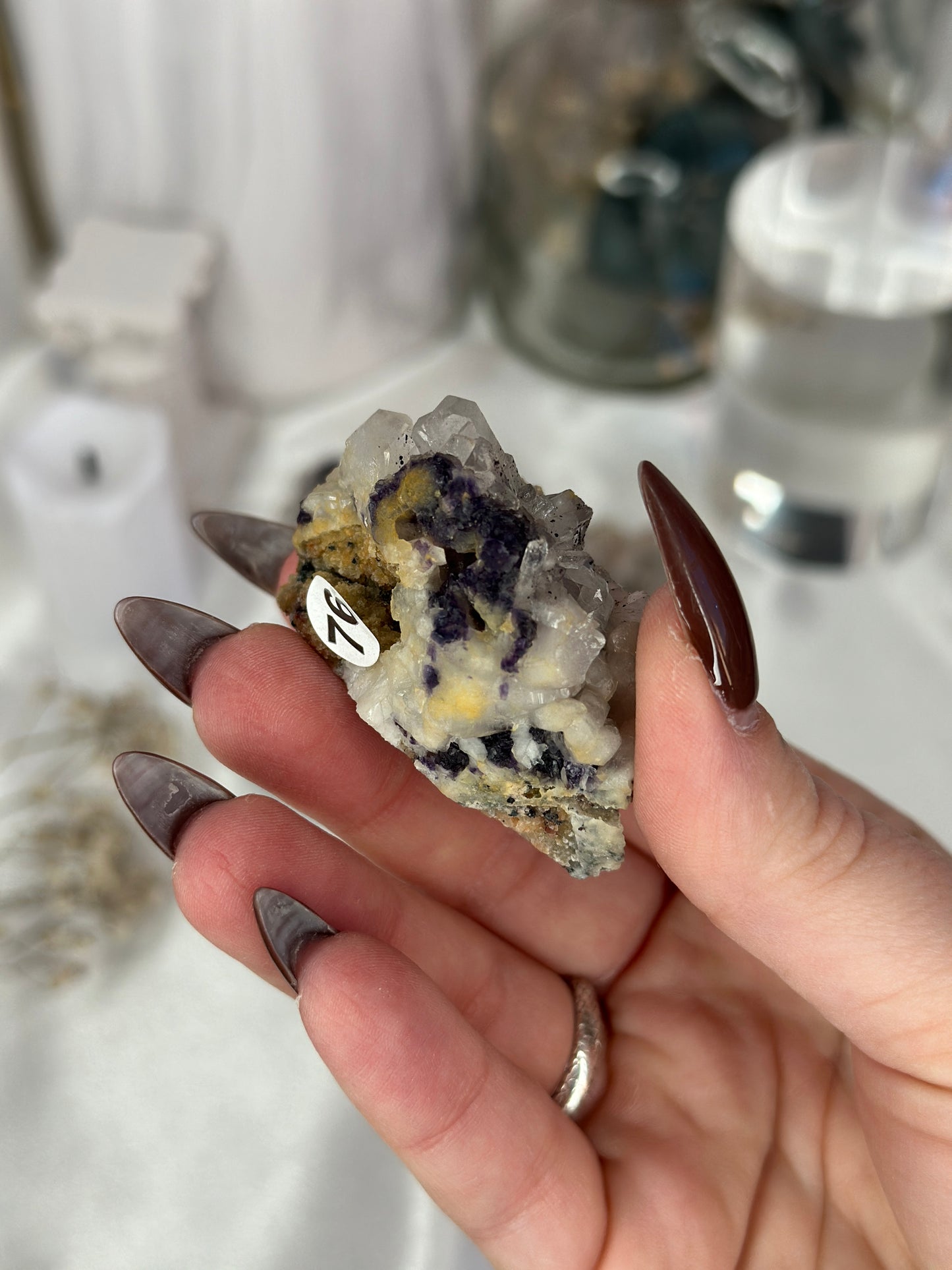 Fluorite violette sur quartz - Inde