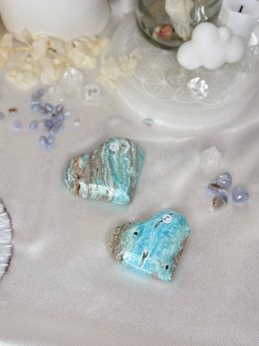 Cœurs facettés - aragonite bleue