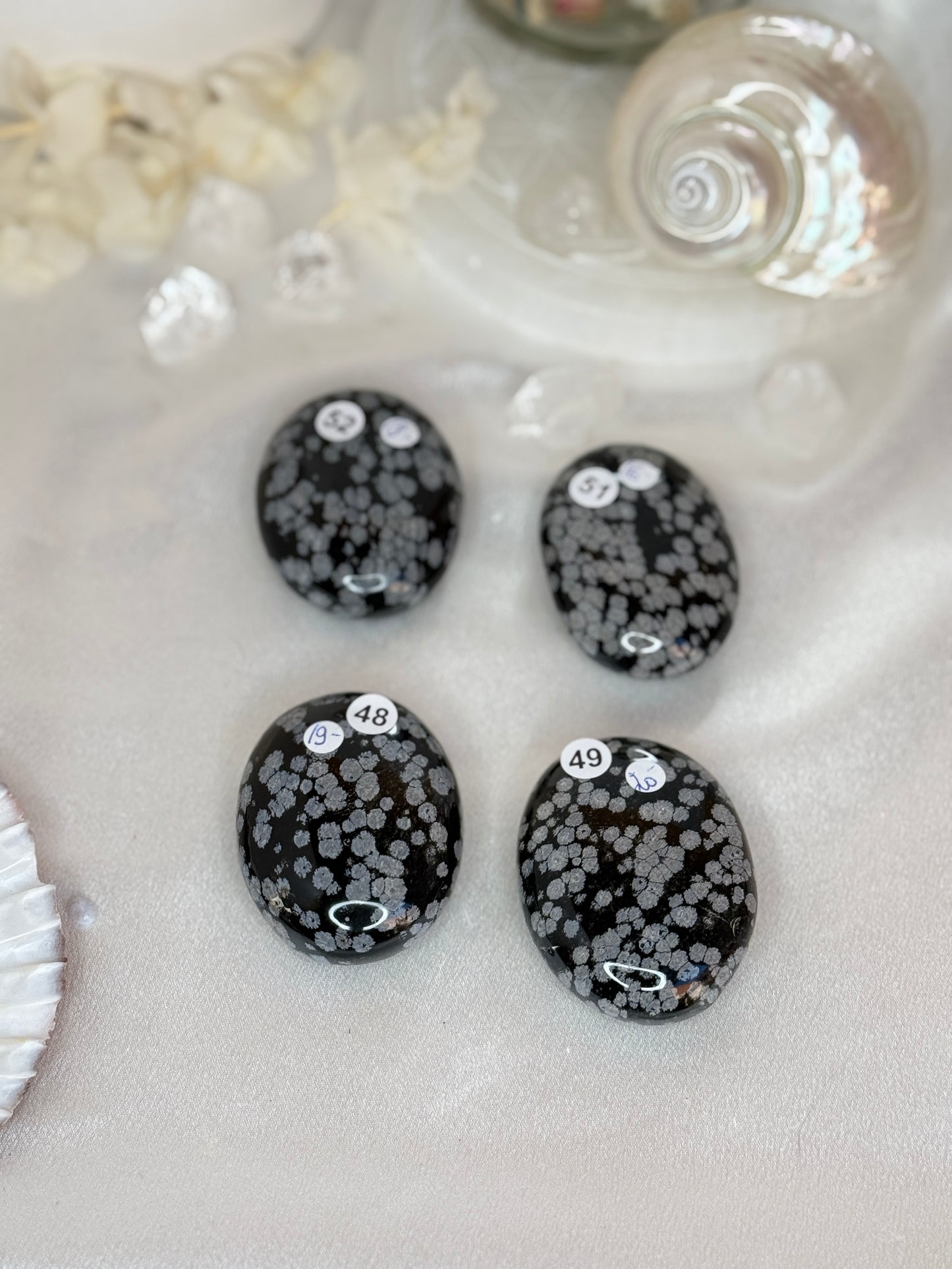 Galets - obsidienne flocon de neige