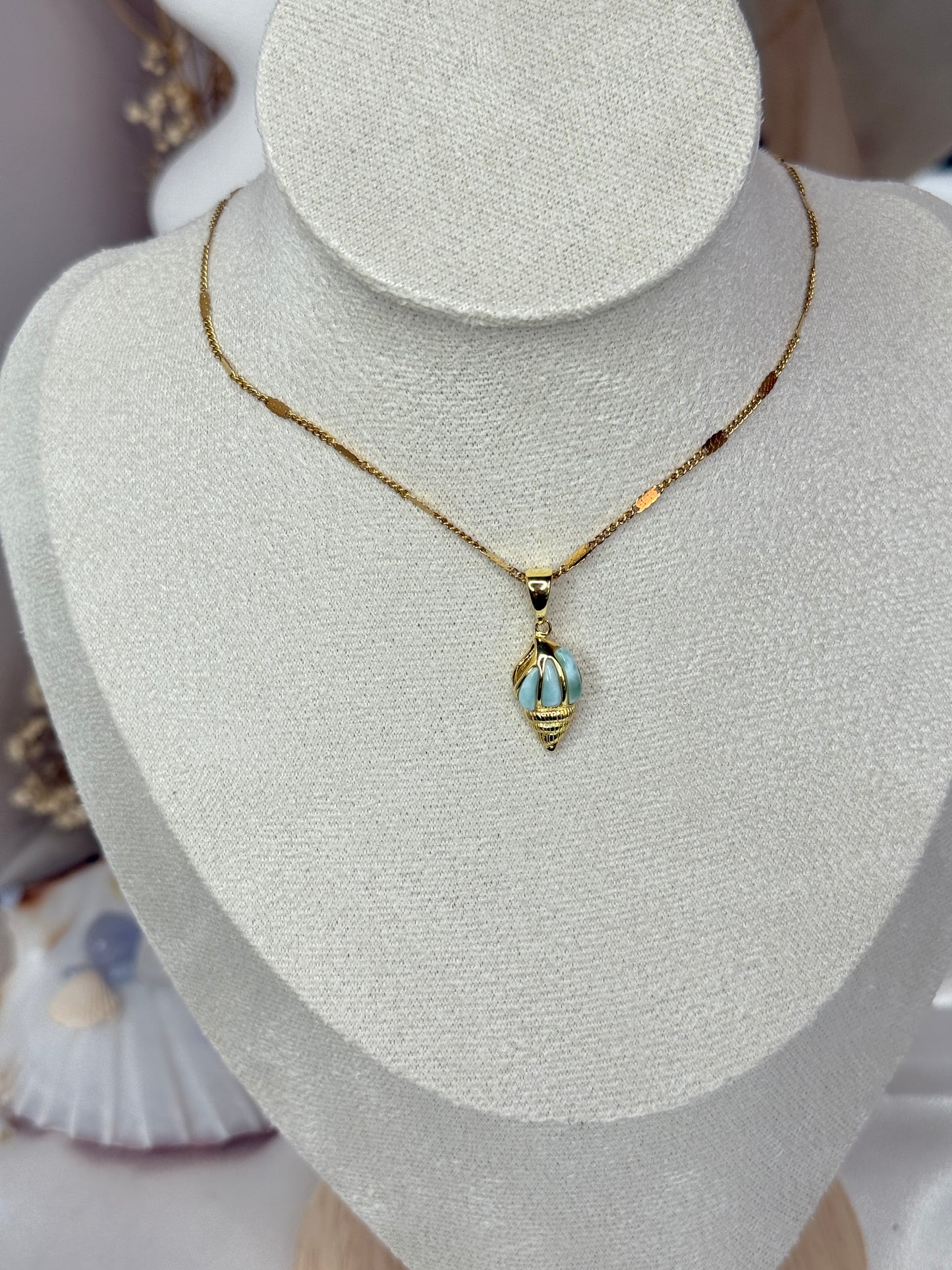 Pendentif coquillage larimar