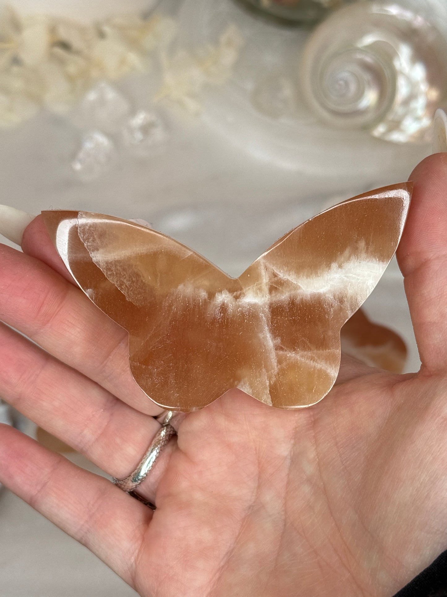 Papillons 2D - Calcite miel