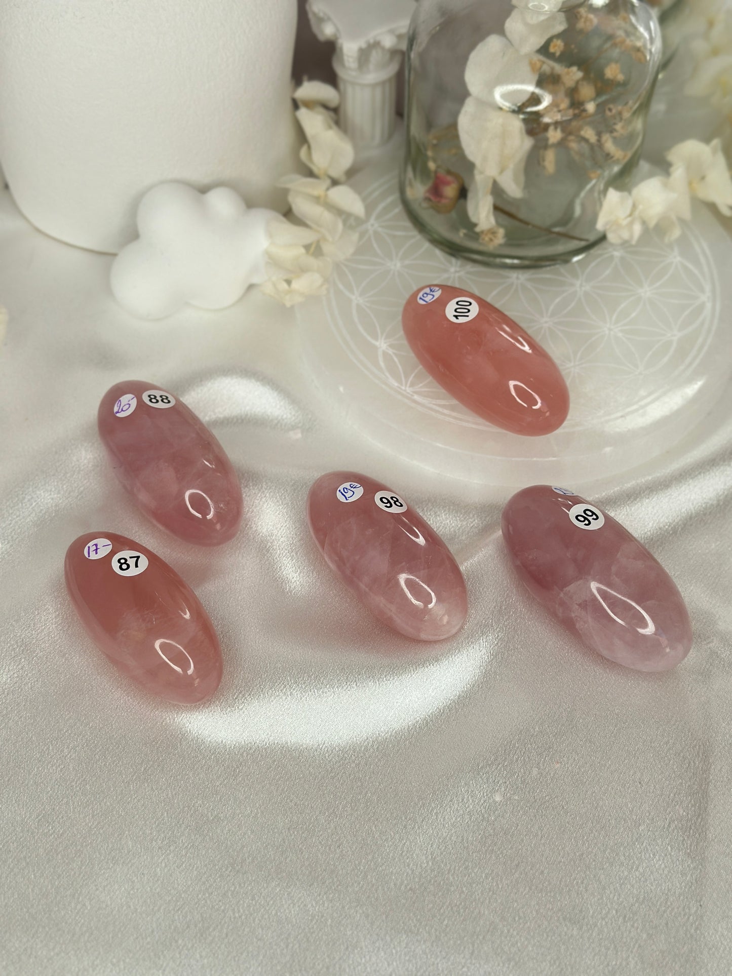 Shiva Lingam - quartz rose