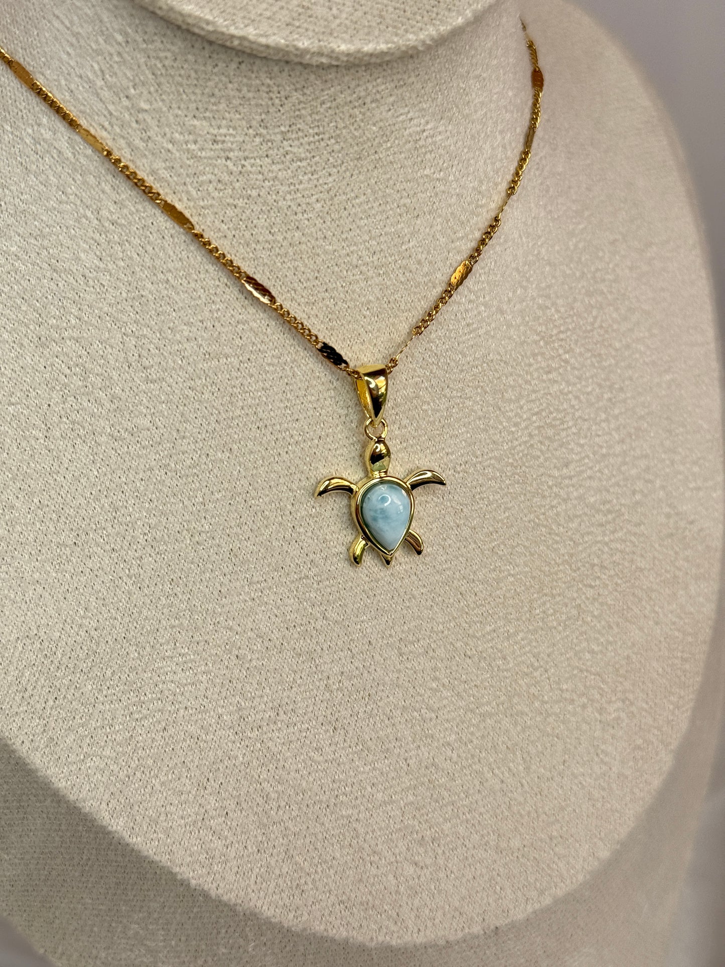Pendentif tortue larimar