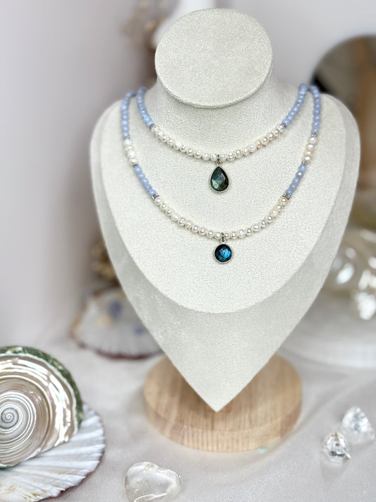 Collier Kristal Ame©️ - Nacre et blue lace