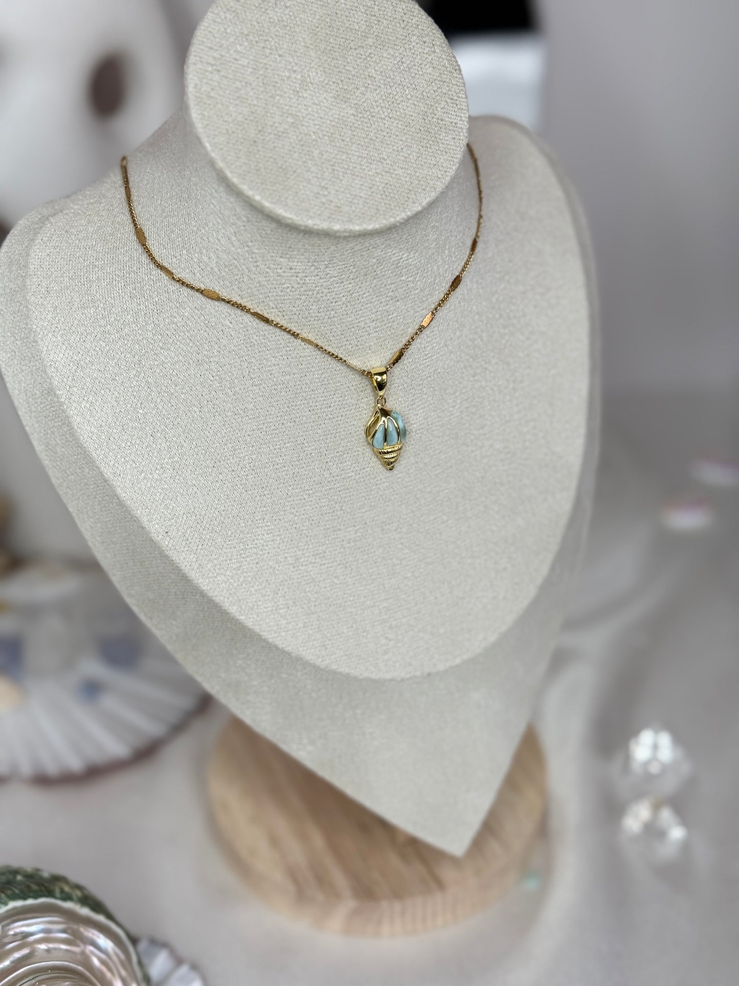 Pendentif coquillage larimar